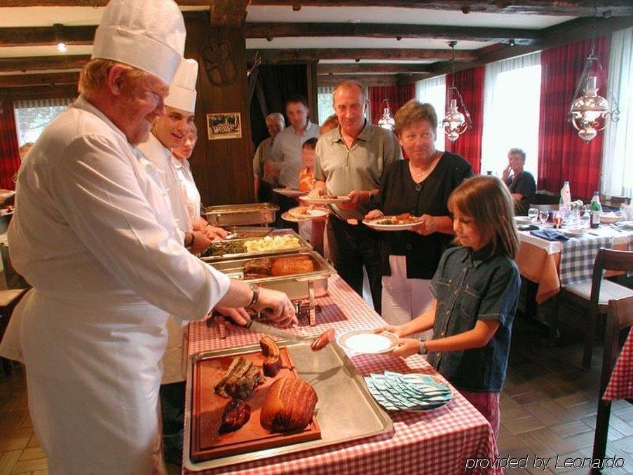 Hotel Alpina Kandersteg Restaurant photo